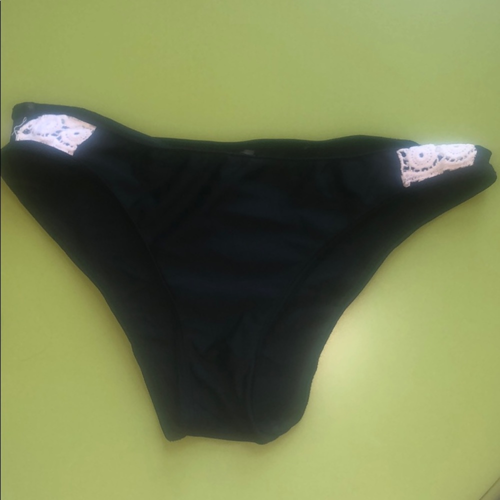 Super Cute Black Bikini Bottoms
